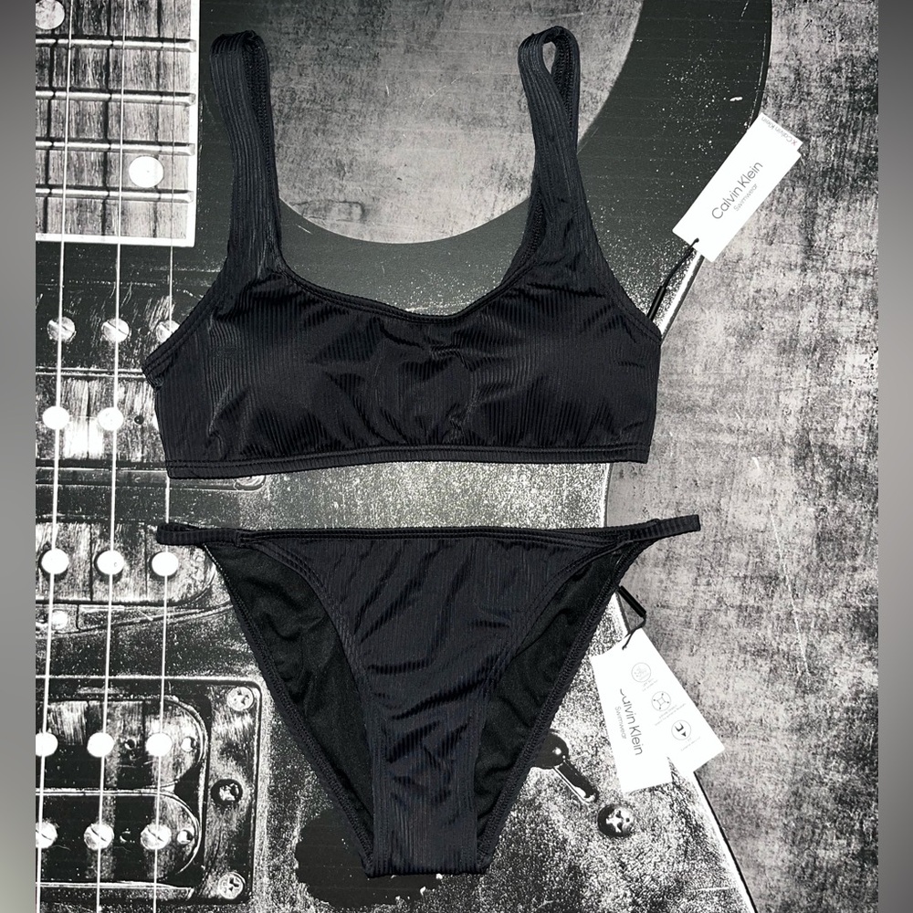 NWT Calvin Klein Bikini